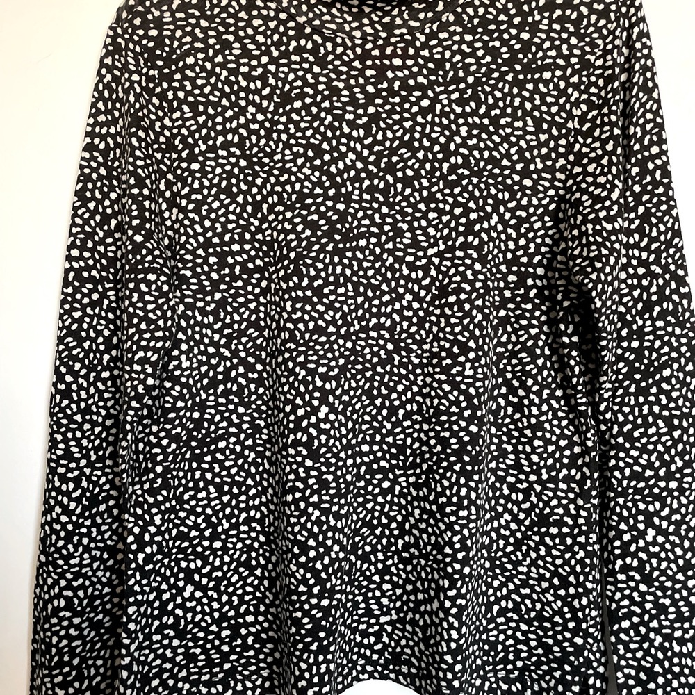 Sanctuary Animal Print Lightweight Turtleneck Top - Size L - Picture 4 of 12